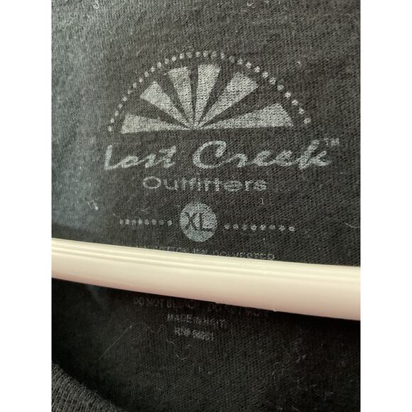 Lost Creek Outfitters “Mud and Mascara” Tee XL - Picture 3 of 5